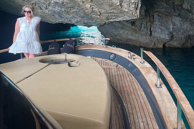 All-Inclusive Capri Boat Tour with City Visit from Positano - The Capri half-day: what you do with about 4 hours ashore