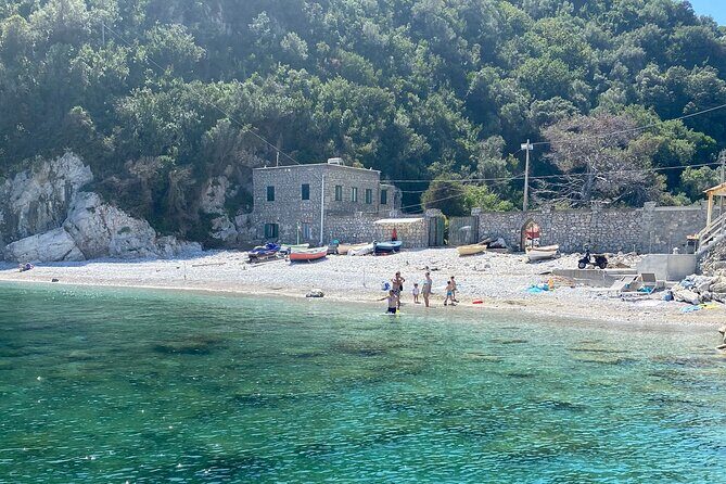 Amalfi Coast Small Group Day Boat Tour with Limoncello Onboard - Stop-by-stop: what happens, what it’s like, and the trade-offs