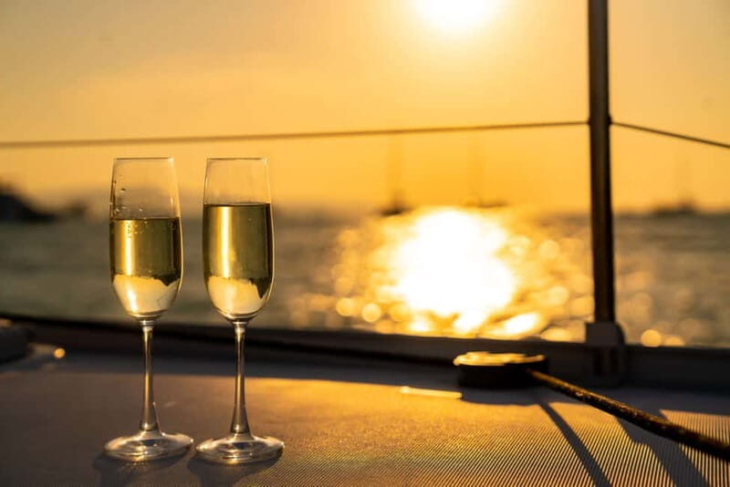 Amalfi: Sunset Boat Tour with Fruit and Drinks - Positano Views on the Way Back: Why the Return Feels Different