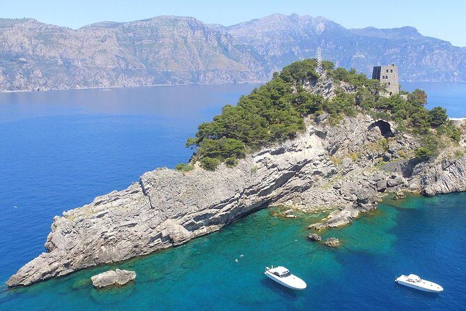 Amalfi to Capri Private Boat Tour - The Cruise Out: Capri Looks Better When You Approach by Sea