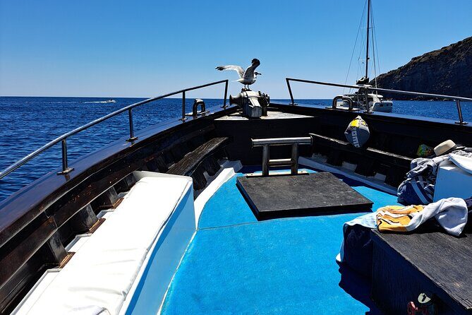 Boat excursion with lunch on board to discover Ischia - Sorgeto’s thermal-water mix: a natural “pool” that changes your swim plan