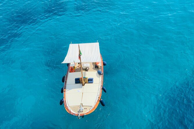 Boat Tour in Capri Italy - Why a private Capri boat loop beats the crowd scramble