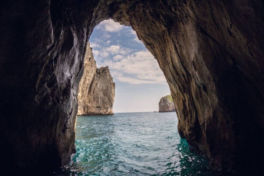 Capri: 2-Hour Boat Tour with Happy Hour - What To Expect On The Boat: Small-Group Vibe, Comfort, And Crew Style