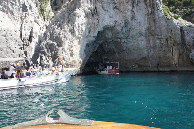Capri & Blue Grotto Small Group Full-Day Boat Tour from Positano - Who should book this Capri & Blue Grotto boat tour