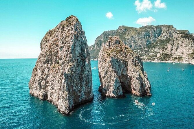 Capri excursion in a private boat - Why this private Capri boat beats the island’s time crunch