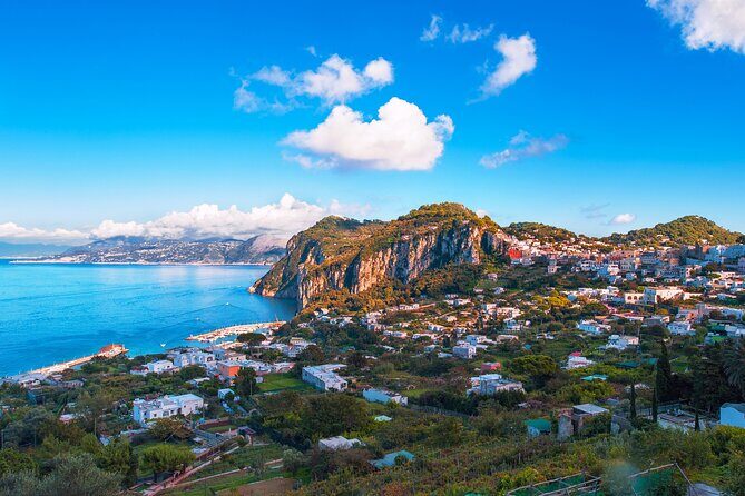 Capri Guided Boat Experience with Island Exploration and Transfer - Marina Piccola Land Time: 4 Hours to Explore at Your Own Speed
