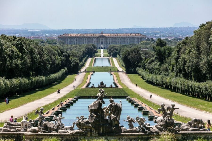 Caserta: Royal Palace of Caserta Guided Tour - Inside the Palace: 1752, Apartments, and the Royal Theater