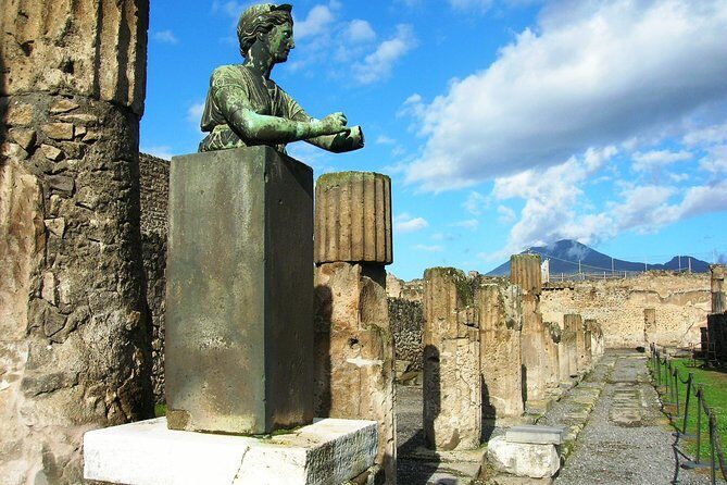 Explore Pompeii & Amalfi in One Day from Naples with Free Time - Amalfi Coast drive: panoramic stops that actually help