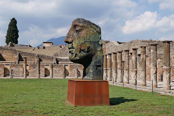 Explore Pompeii & Amalfi in One Day from Naples with Free Time - Pompeii Archaeological Park: how to make the guided time count