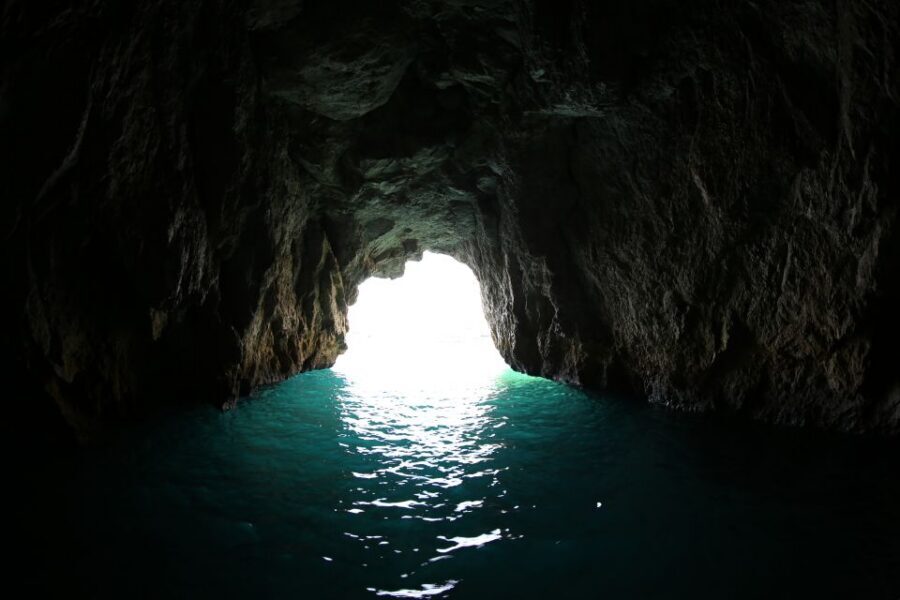 From Amalfi: Li Galli Islands and Capri Full-Day Boat Tour - Prosecco, Punta Campanella, and Your First Real Swim in Crystal Water