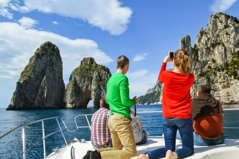 From Naples: Capri Guided Tour with Ferry Tickets & Minibus - Hydrofoil to Capri: fast sea time that keeps the day flexible