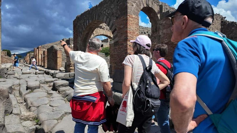 From Naples: Guided tour of Pompeii skip-the-line and round-trip train - Skip-the-Line Tickets: What You Save (and What You Can’t Control)