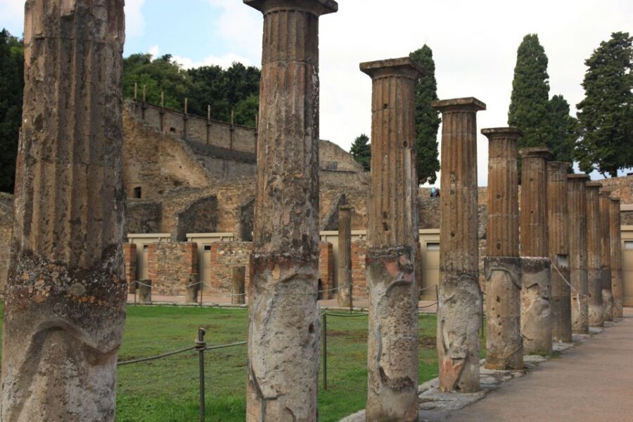 From Naples: Herculaneum, Mount Vesuvius & Pompeii Day Trip - Stop Order, Timing Pressure, and How to Make the Most of 8 Hours