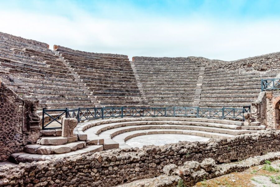From Naples or Sorrento: Pompei Half-Day Tour - House of the Vettii: elite comfort you can actually read