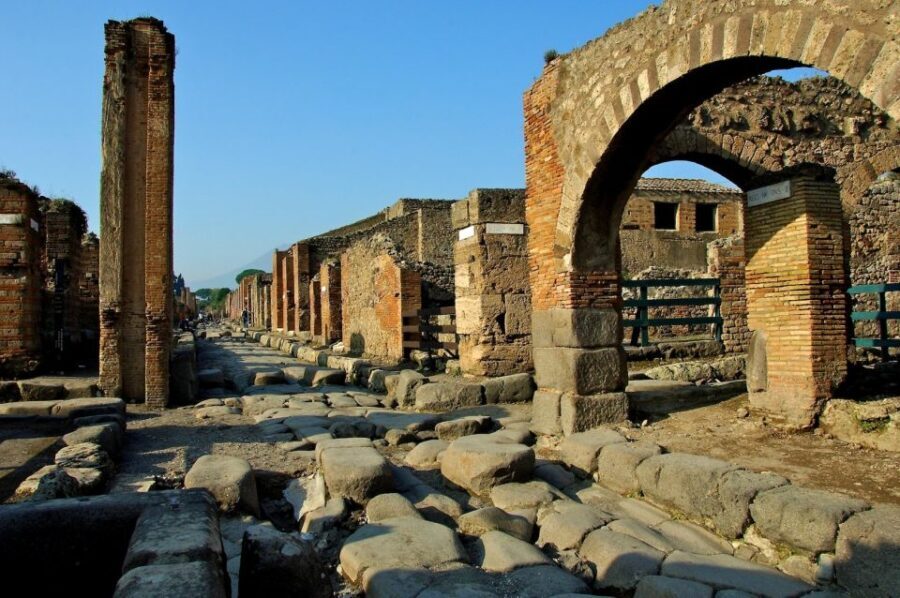 From Naples: Pompeii and Amalfi Coast Full-Day Private Tour - Pompeii First, Coast Second: how this day actually flows