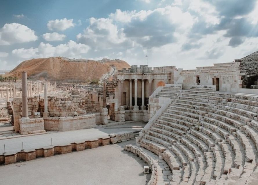 From Naples: Pompeii and Herculaneum VIP Tour with Lunch - From Naples to Pompeii: why this VIP format saves your trip