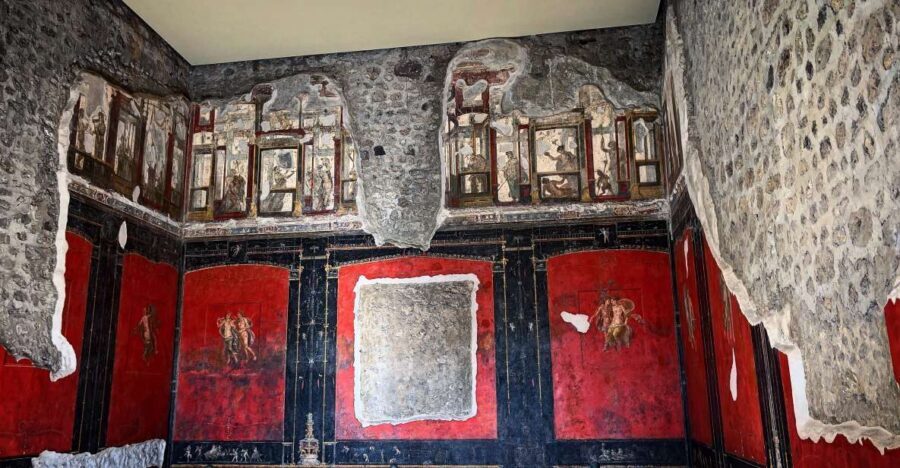 From Naples: Pompeii Guided Tour with Skip-the-Line Tickets - Inside the Ruins: A 2-Hour Walk Through Pompeii’s Everyday Power