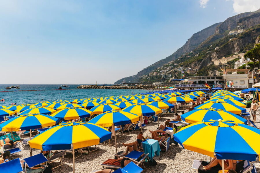From Naples: Positano and Amalfi Boat Tour with Drinks - Two things I love, one thing to watch