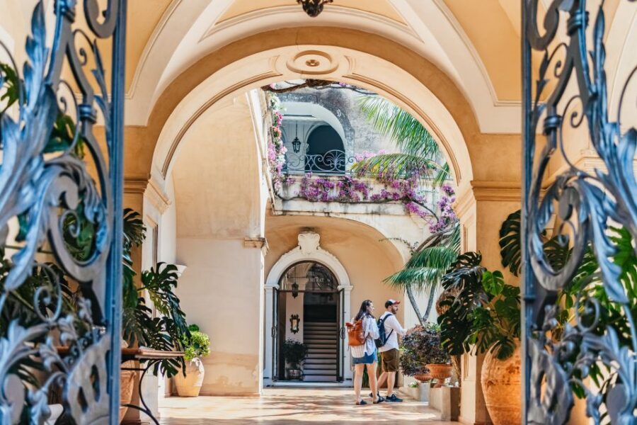 From Naples: Sorrento, Positano and Amalfi Full-Day Tour - Amalfi center: St. Andrew’s Cathedral and shore-level downtime