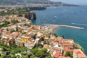 From Naples: Tour of the Amalfi Coast, Sorrento, and Pompeii - Meta di Sorrento: the 111-meter viewpoint quick win