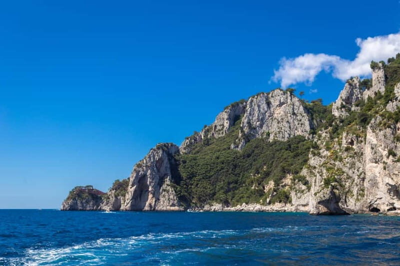 From Pompeii/Castellammare/Vico Equense: Capri Day Cruise - Weather and sea conditions: what you can do to protect the day