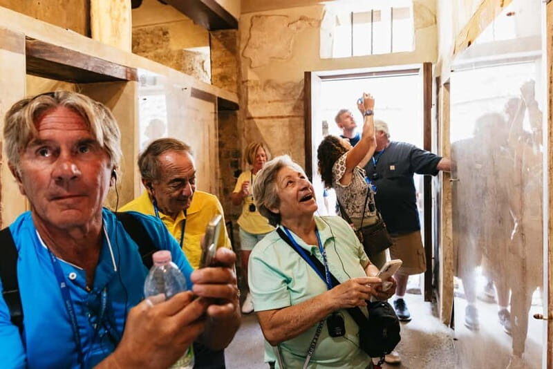 From Rome: Day Trip to Pompeii and Sorrento with Lunch - Lunch near Pompeii: convenient, usually solid, with timing to watch