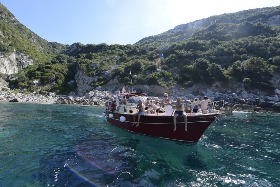 From Salerno: Day Trip to Amalfi Coast by Boat with Drinks - Meet at Molo Manfredi: what to expect before you cast off