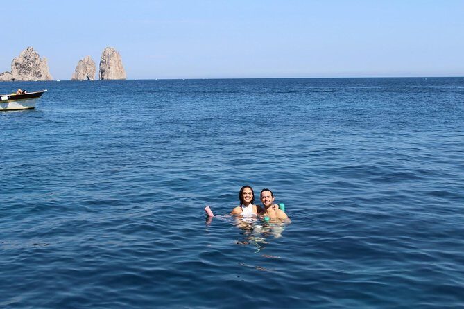 From Salerno: Small Group Amalfi Coast boat tour with stops in Positano & Amalfi - The gozo boat setup, crew roles, and what you’ll actually notice