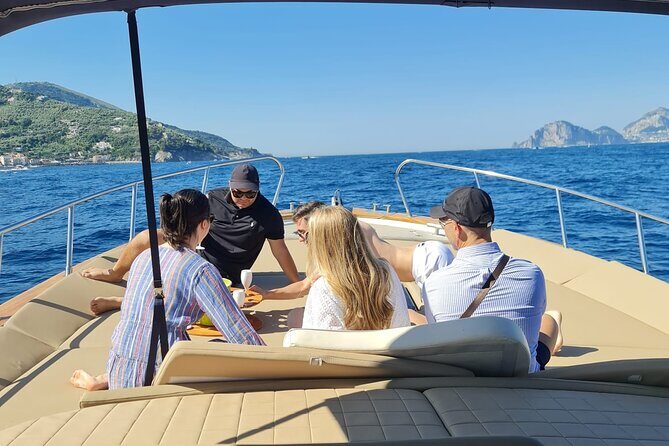 From Sorrento: Capri Small-Group Boat Tour with 4 Hours ashore - Capri Arrival: How to Use Your About-4-Hour Island Window