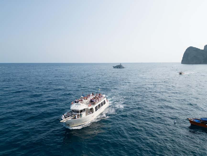 From Sorrento/Nerano: Capri Island Cruise with Guide Onboard - The Onboard Guide: What You Gain During the 45-Minute Crossing