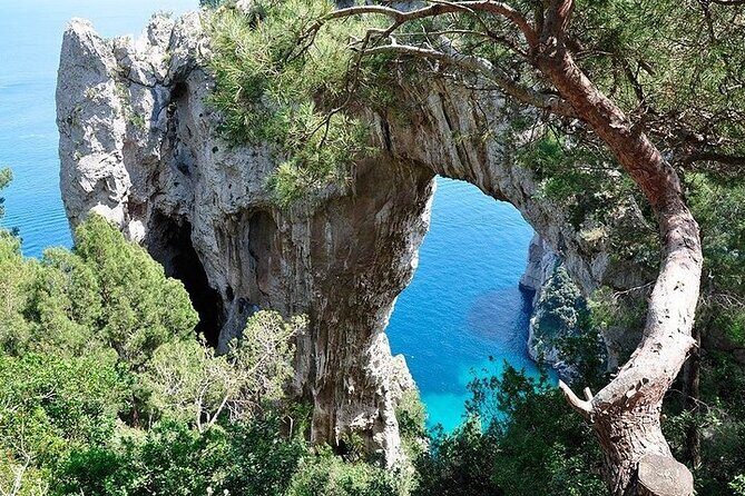 From Sorrento/Nerano:Capri Shared Tour (9:15am Boat Departure) - Your 6 Hours on Capri: Town Views, Anacapri Options, and Realistic Walking