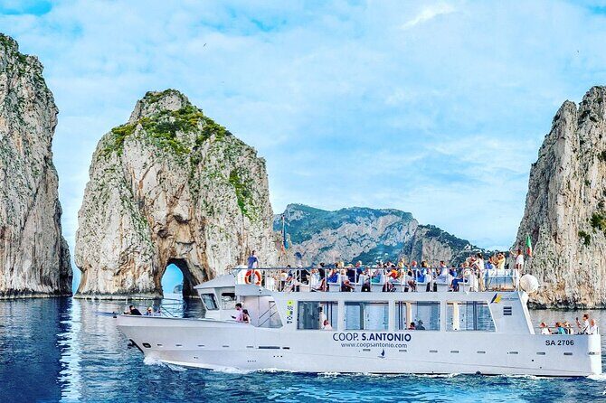 From Sorrento/Nerano:Capri Shared Tour (9:15am Boat Departure) - Optional Shuttle and Chair Lift: Saving Time on the Hills