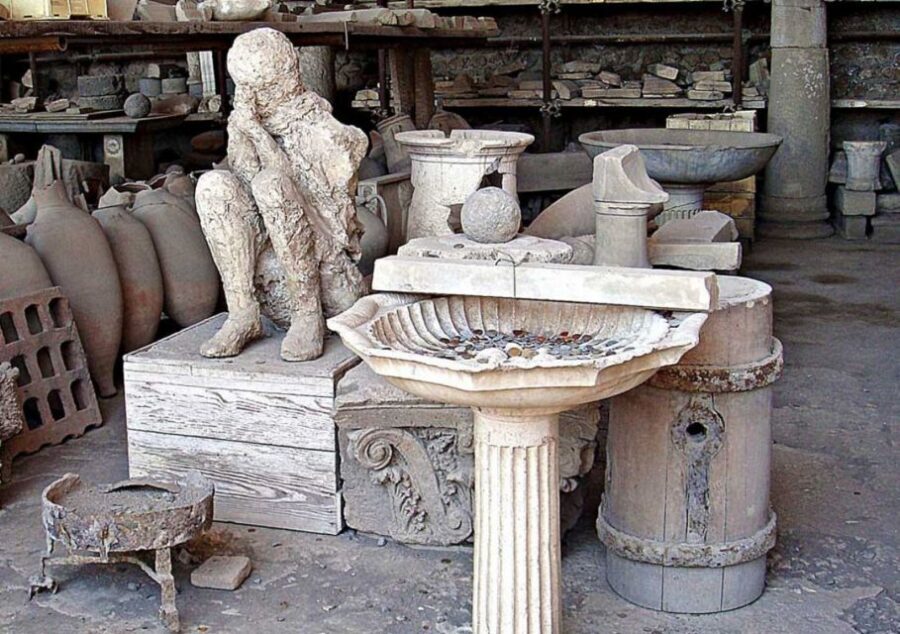 From Sorrento: Pompeii Ruins All-inclusive Guided Tour - Group Size, Earphones, and How to Hear Your Guide