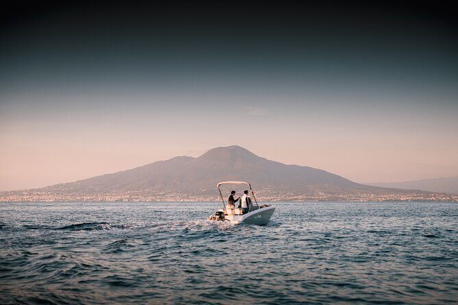 From Sorrento : Private Capri Island Daily Boat Tour - The villa and the sea view moments: why passing counts