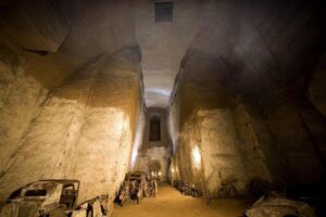 Galleria Borbonica Entrance Ticket in Standard Route - Where to Meet at Vico del Grottone 4 and Why the Entrance Choice Matters