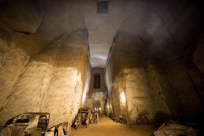 Galleria Borbonica Entrance Ticket in Standard Route - Where to Meet at Vico del Grottone 4 and Why the Entrance Choice Matters