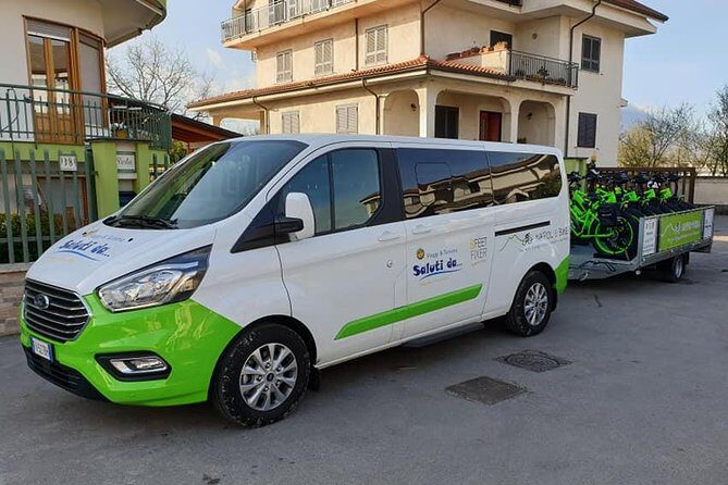 Guided tour of Naples by FAT electric bike - Photo ops and small comforts that matter
