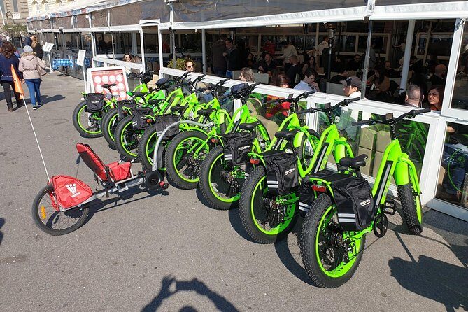 Guided tour of Naples by FAT electric bike - Who this Naples e-bike tour fits best