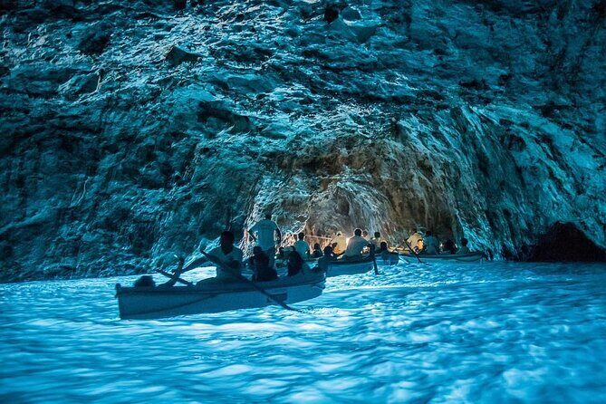 Half Day Private Boat Tour of Capri - Meeting at Piazza Angelo Ferraro (and not losing your boat)