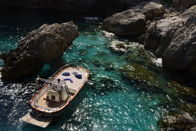 Half day tour of Capri by private boat - Coral Cave and the swim-and-snorkel payoff