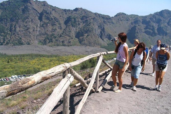 Half-Day Trip to Mt. Vesuvius from Naples - How This Half-Day Vesuvius Trip Really Flows From Naples
