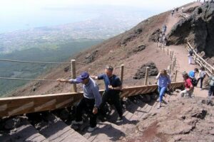 Half-Day Trip to Mt. Vesuvius from Naples - Your Two Hiking Options at Vesuvius National Park