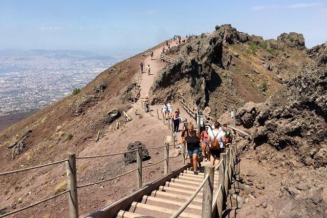 Half-Day Trip to Mt. Vesuvius from Naples - The Crater Rim Moment and the Volcanologist Explanation