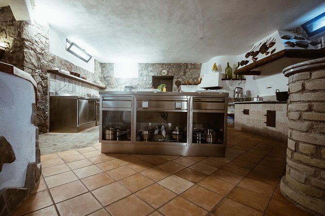 Hands-On Italian Cooking Class with Local Sorrento Chef - The kitchen setup: home hospitality, professional workflow