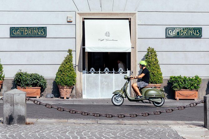 Highlights & Hidden Gems PRIVATE Walking Tour: Naples Delights - Private tour value: what you gain beyond the big sights