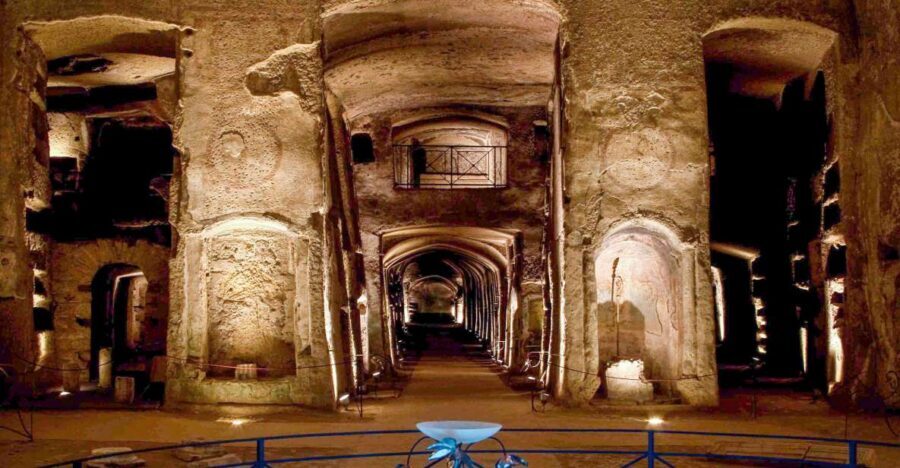 Naples: Catacombs of San Gennaro Entry Ticket & Guided Tour - The underground basilicas and frescoes: where devotion meets art