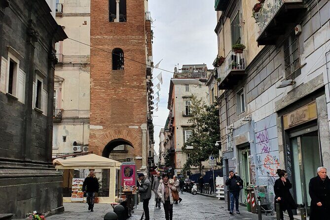 Naples: City Center Walking Tour with Underground Naples - Stop-by-stop: Piazza del Gesù Nuovo, Spaccanapoli, and Via San Gregorio Armeno