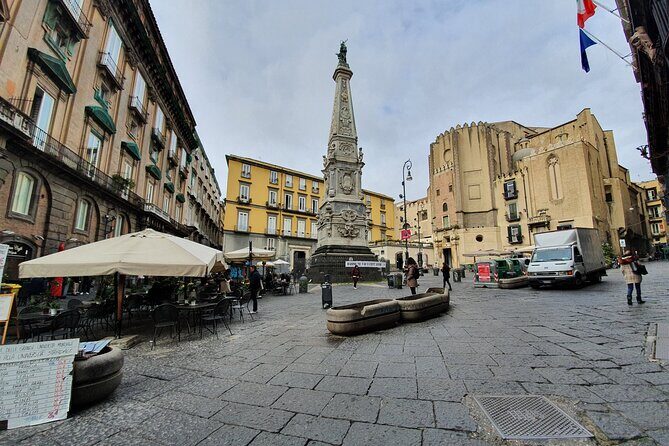 Naples: City Center Walking Tour with Underground Naples - Via dei Tribunali food-street break: useful reset, not a free meal