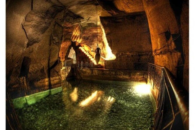 Naples: City Center Walking Tour with Underground Naples - Underground Naples: nearly 121 steps, cisterns, and WWII shelters