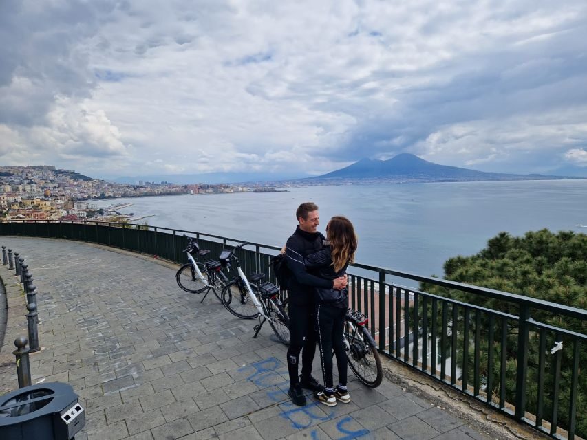 Naples: City Highlights Guided Bike Tour - The Waterfront Warm-Up: Naples Promenade, Vesuvius, and Castel dell’Ovo